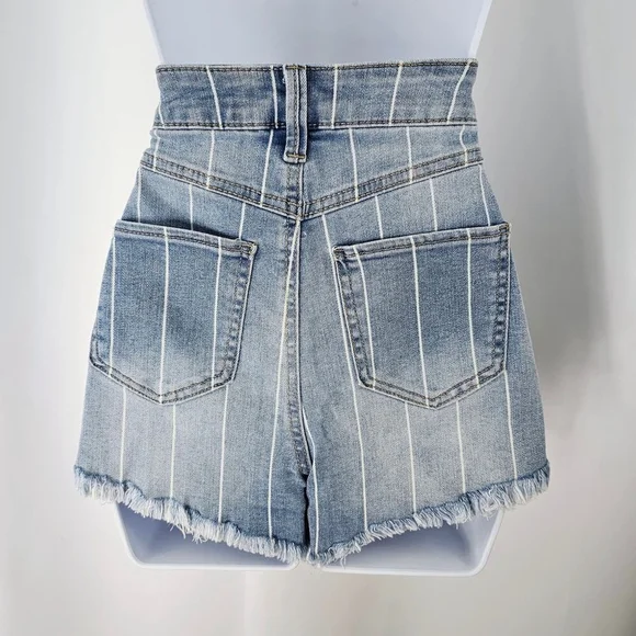 Happily Grey Super High Rise Distressed Striped Denim Shorts Size 1/25 NWT - Picture 7 of 14